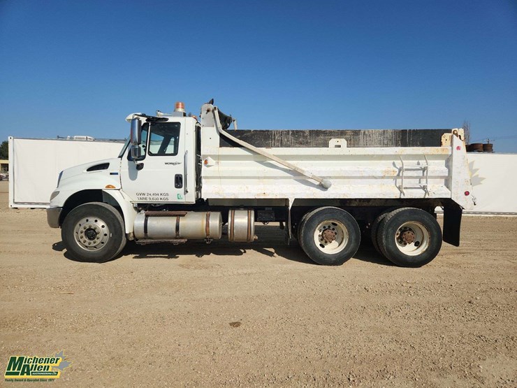 2013-international-workstar-7400-image-2
