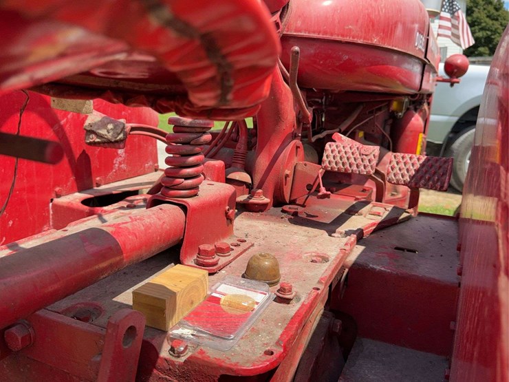 mccormick-deering-wd-6-image-36