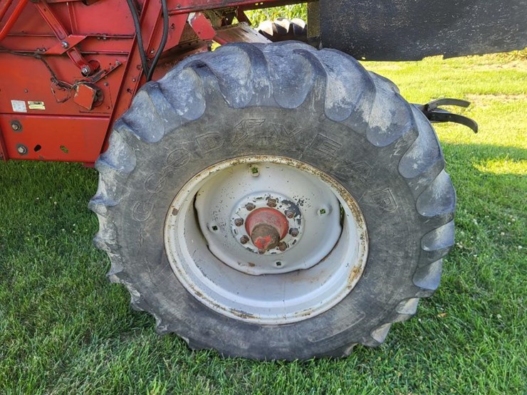 case-ih-1480-image-24