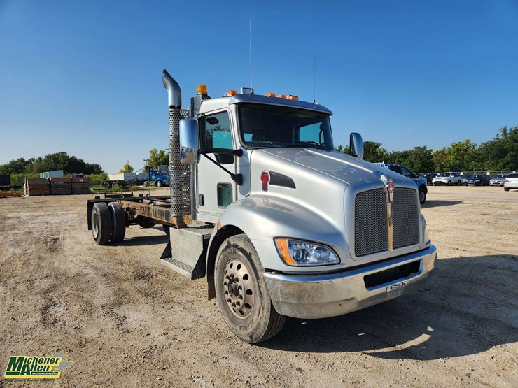2009-kenworth-t370-image-4
