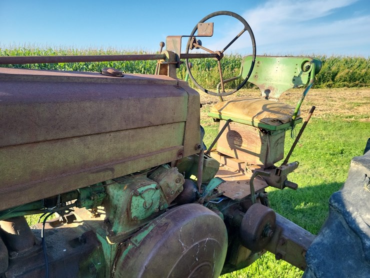 john-deere-60-image-37