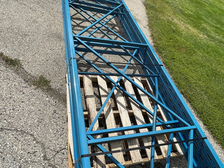 #1355-•-20'-pallet-racking-uprights-image-11