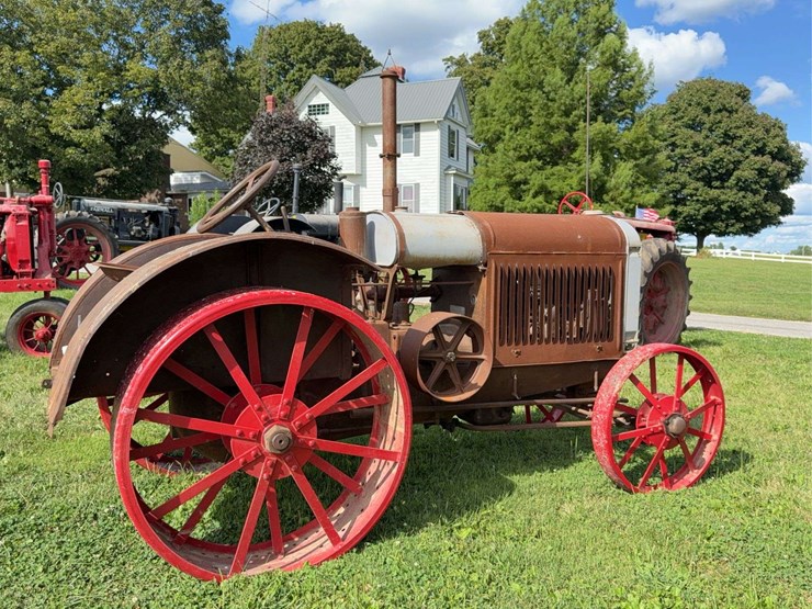 mccormick-deering-10-20-image-4