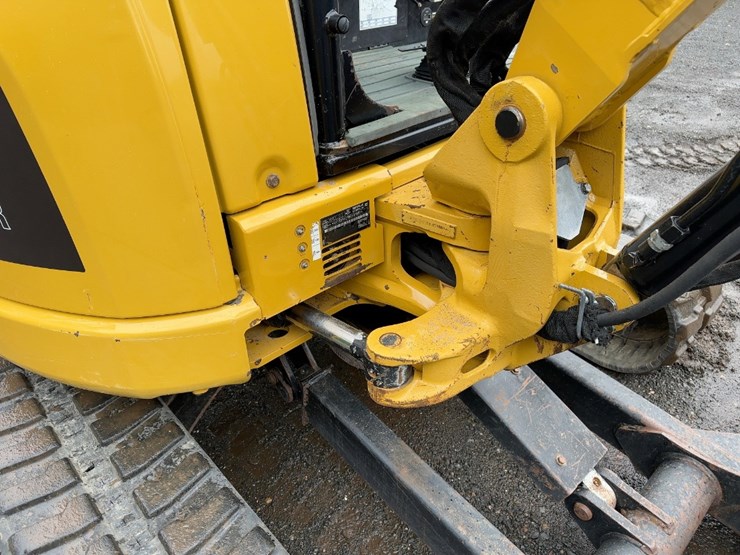 2016-caterpillar-304e2-cr-image-18