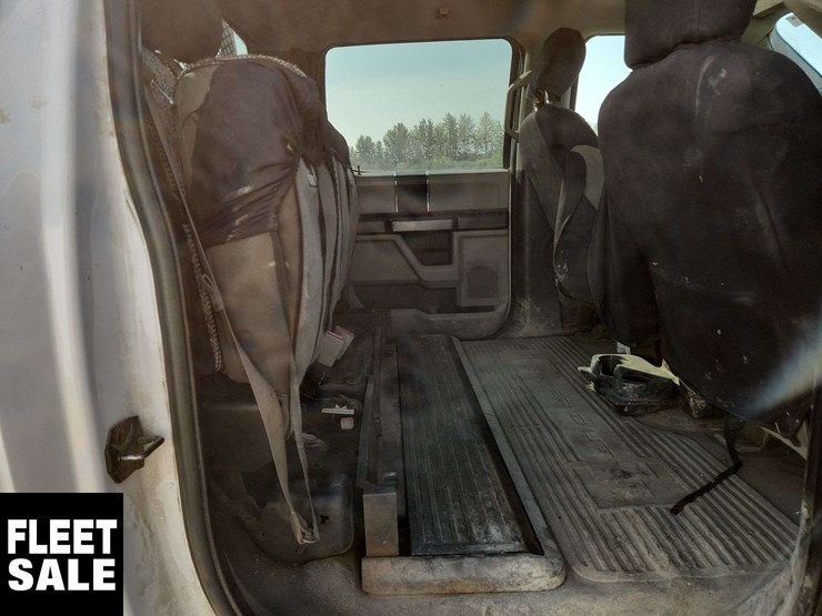 2018-ford-f350-image-18