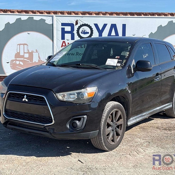 2015 MITSUBISHI OUTLANDER