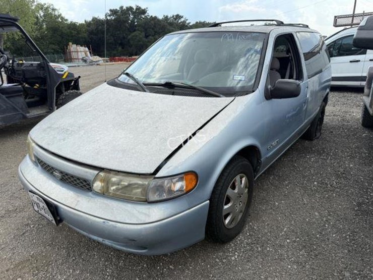 1998-nissan-quest-image-1