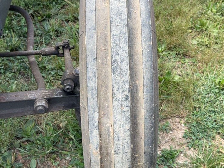 mccormick-deering-w-30-image-14