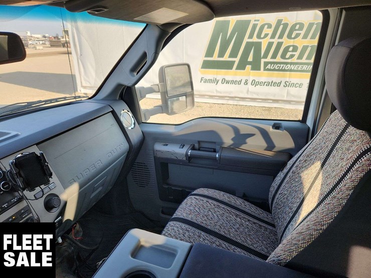 2016-ford-f550-image-17
