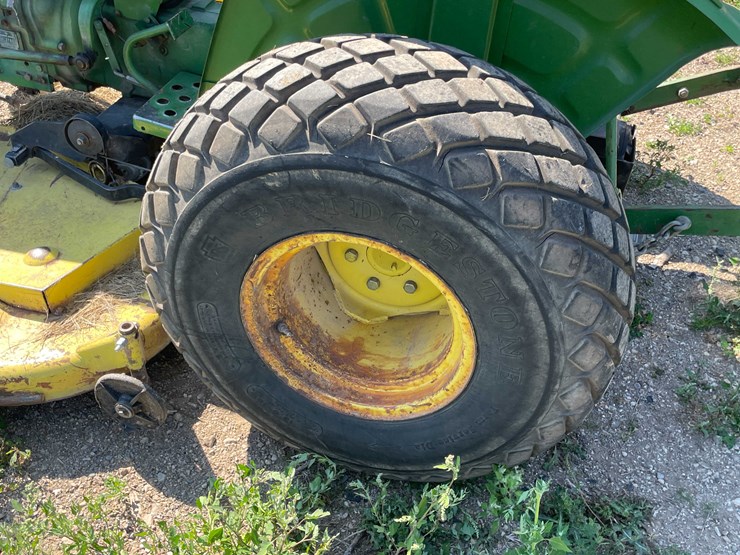 john-deere-850-image-17