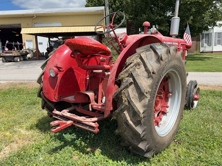 mccormick-deering-wd-6-image-3