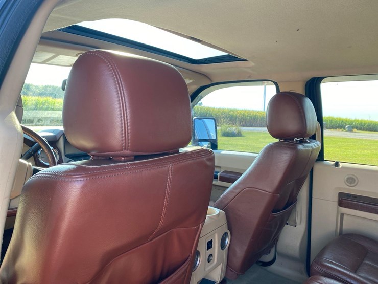 2013-ford-f250-king-ranch-image-34
