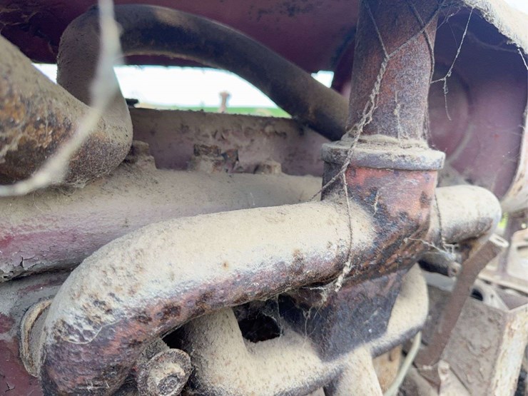 farmall-f-20-image-54