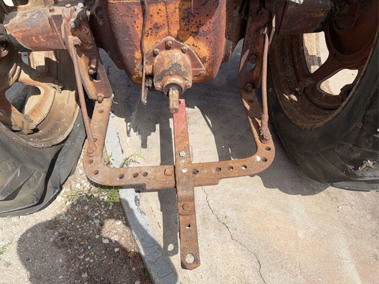 farmall-m-image-30