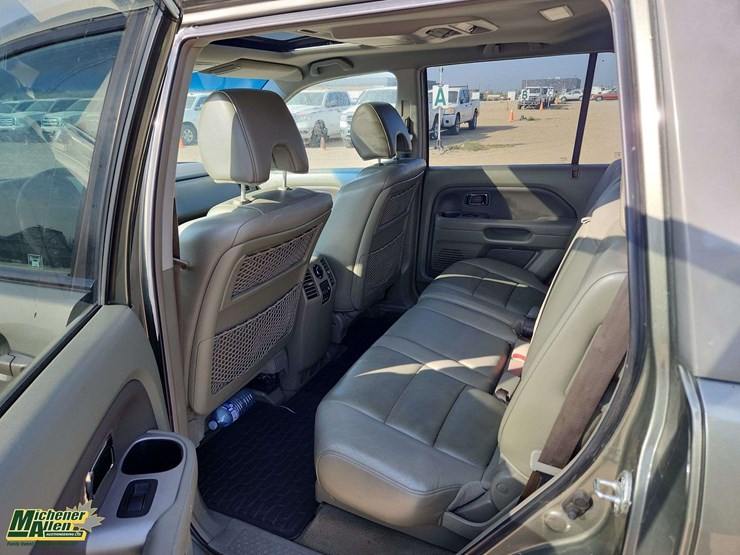 2008-honda-pilot-image-13