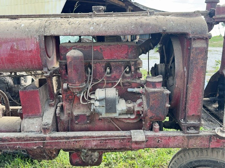 farmall-f-20-image-41