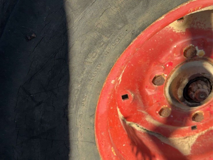 farmall-806-image-14