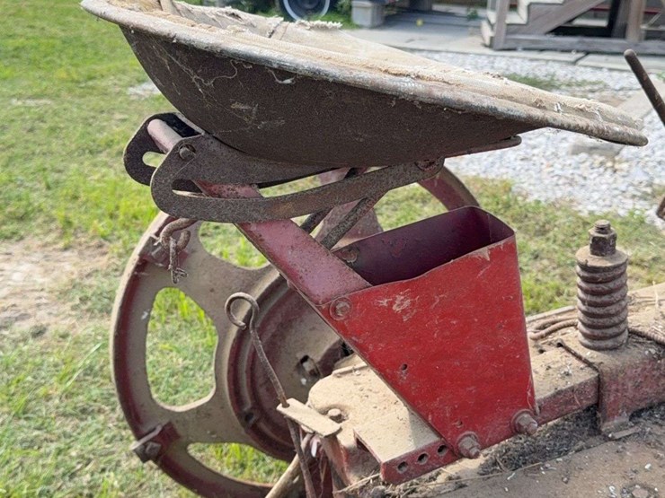 farmall-h-image-42