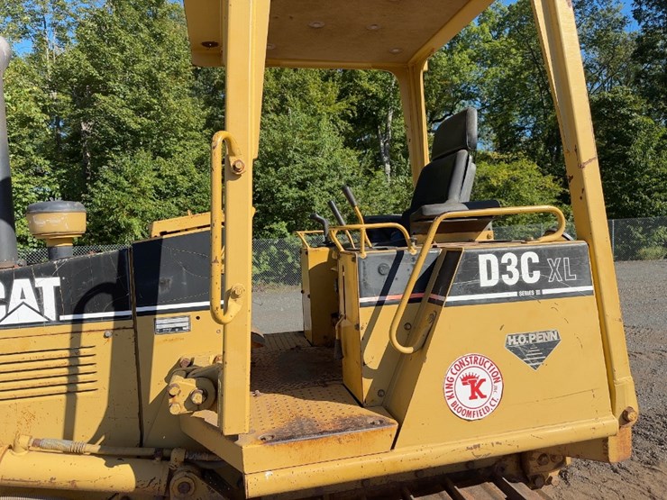 1996-caterpillar-d3c-xl-image-30