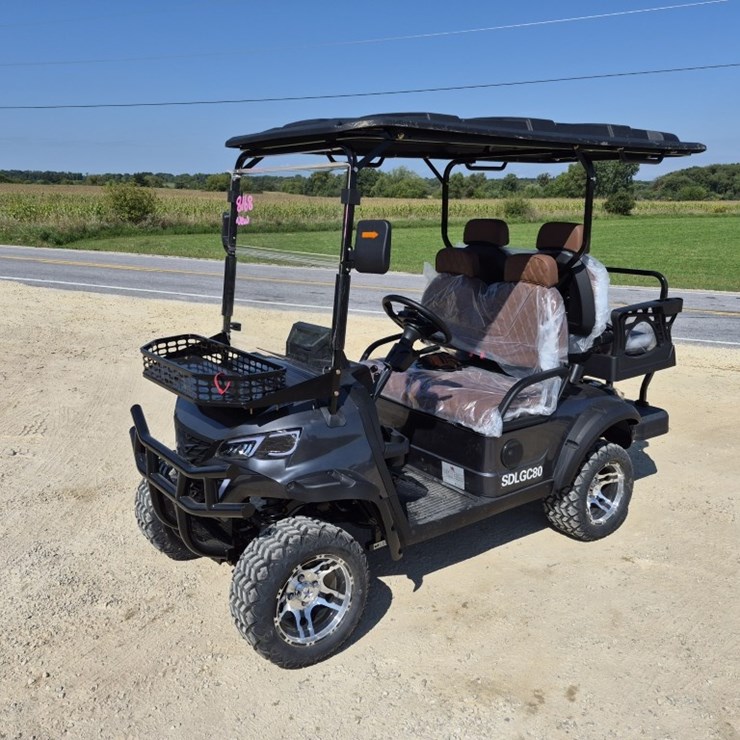 SDLanch 4-Passenger Golf Cart