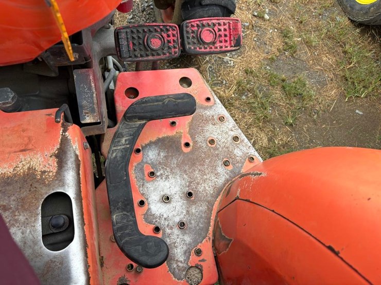 kubota-l3901-image-18
