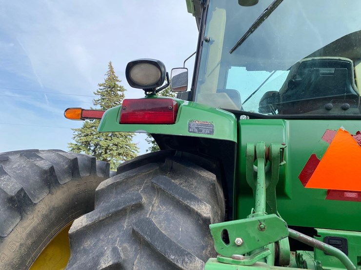 2007-john-deere-8330-image-19