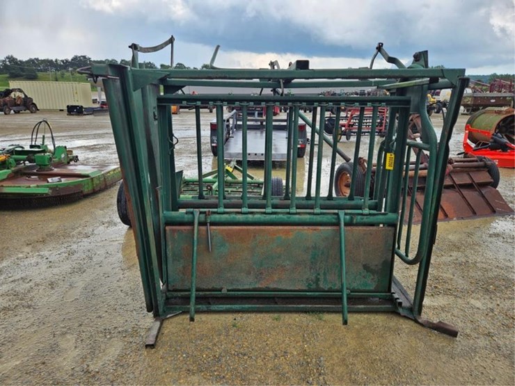 #250-•-cattle-chute-image-6