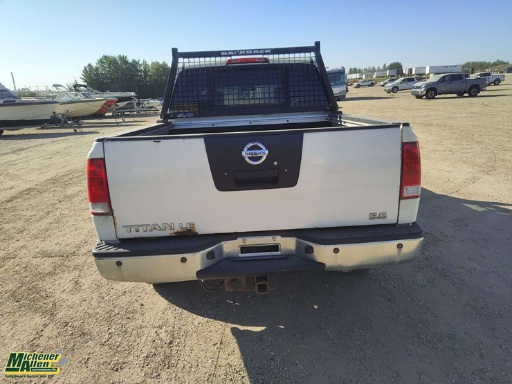 2009-nissan-titan-image-19
