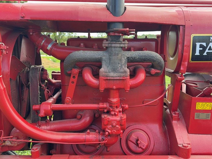 farmall-f-20-image-55
