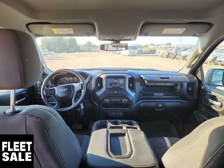 2020-chevrolet-silverado-1500-image-12