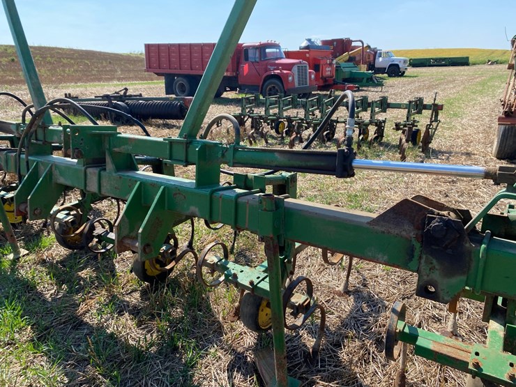 brillion-8-x-36”-row-cultivator-image-15