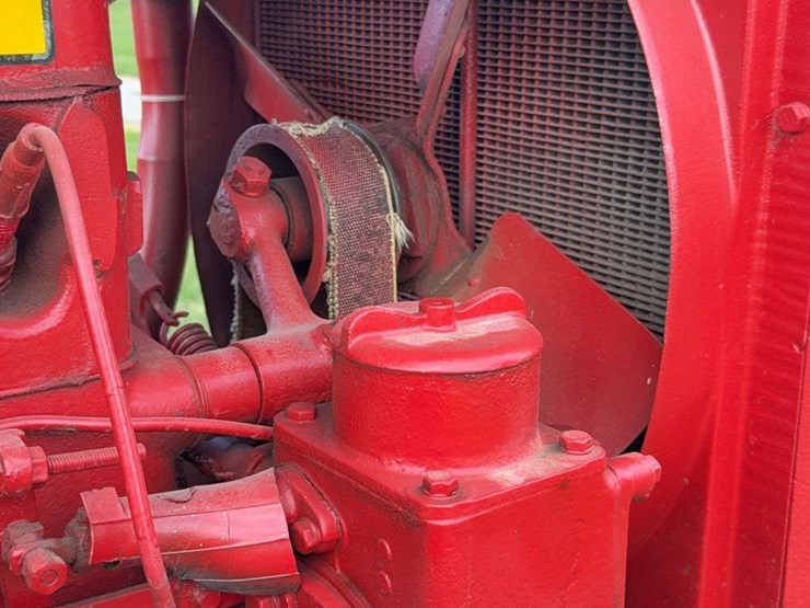 farmall-f-20-image-72