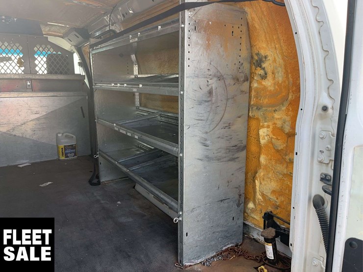 2009-ford-cargo-image-13