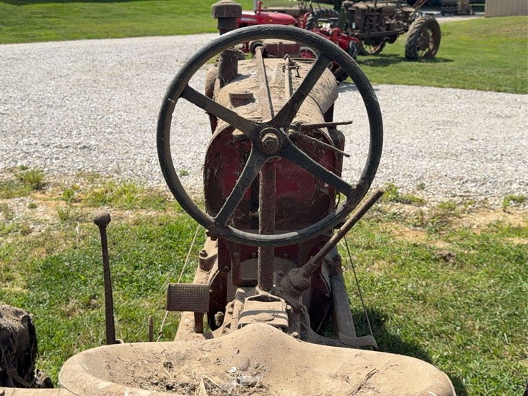 farmall-f-20-image-28