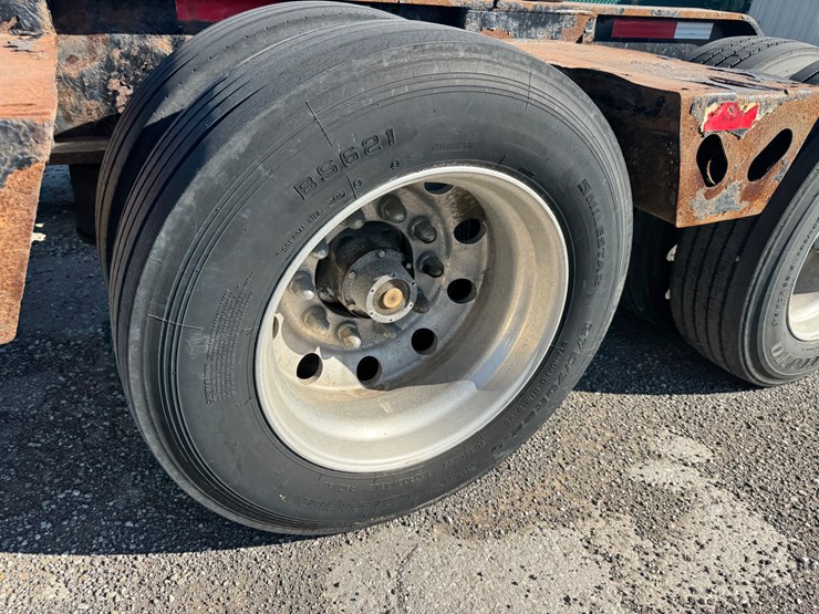 #3002-•-2015-xl-110-hdg-tri-axle-lowboy-trailer-(has-wi-title)-(waukesha,-wi)-image-25