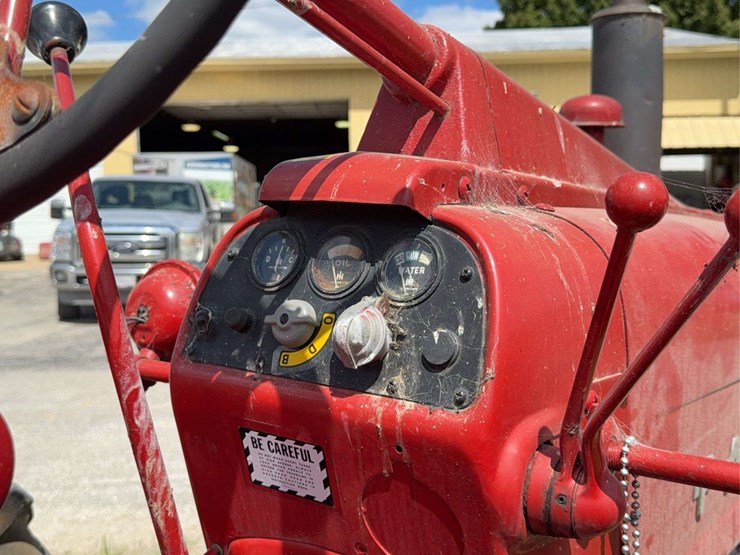 farmall-300-image-42