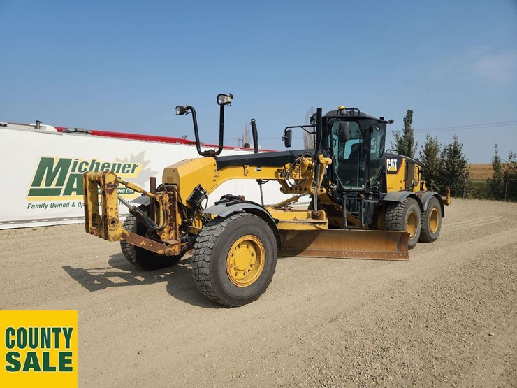 2015-caterpillar-160m-awd-image-1