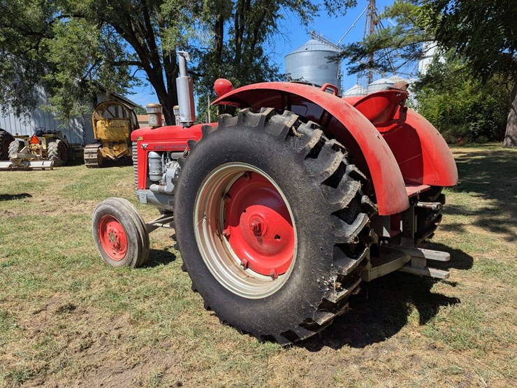 massey-ferguson-98-image-12