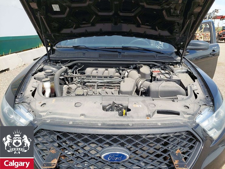 2015-ford-taurus-awd-4dr-sedan-image-19