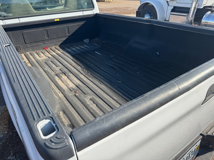 2003-ford-f250-xl-image-23