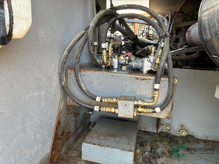 hitachi-ex200-lc-image-29