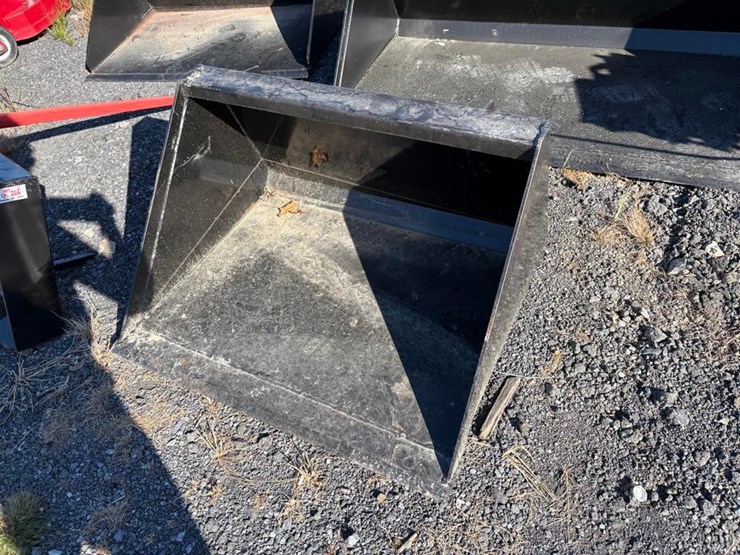 36in-jmr-bucket-image-2