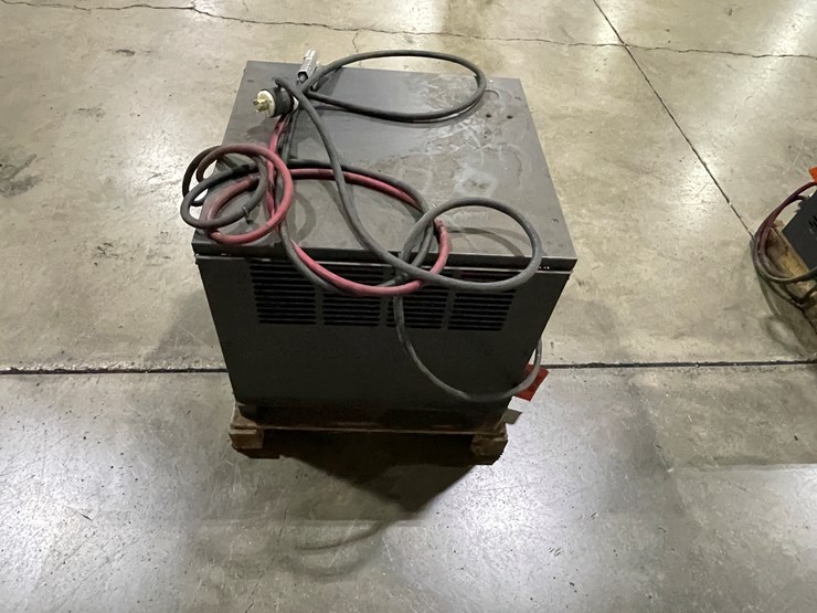 #7155-•-hawker-power-tech-high-frequency-intellicharger-forklift-battery-charger-image-7