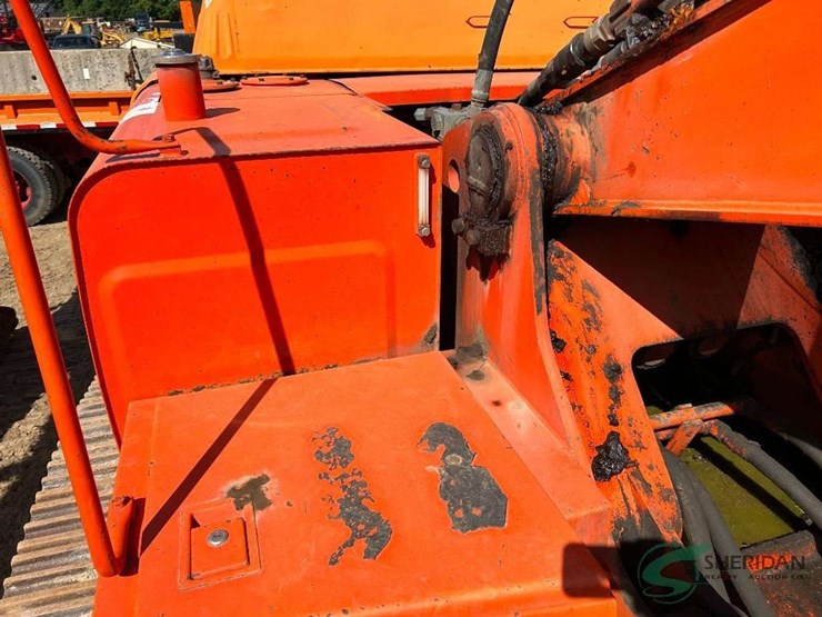 hitachi-ex300-lc-2-image-14