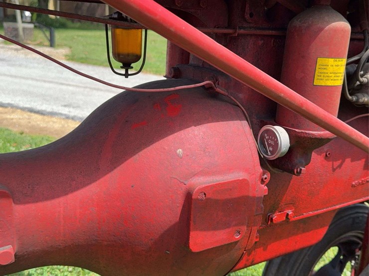 farmall-b-image-50