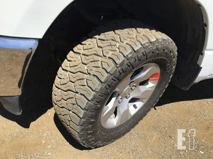 2021-ram-1500-big-horn-image-12
