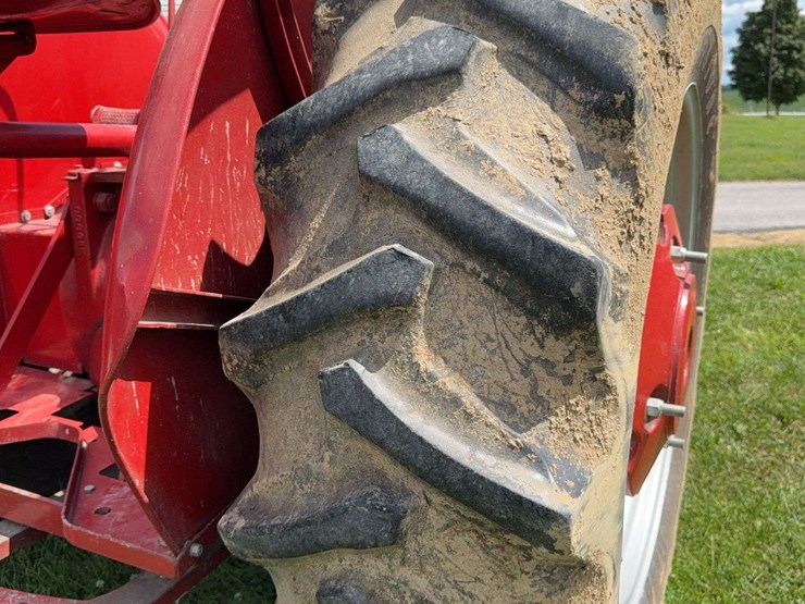farmall-w-9-image-31