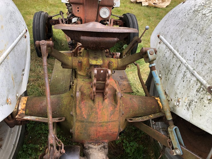 ford-8n-image-19