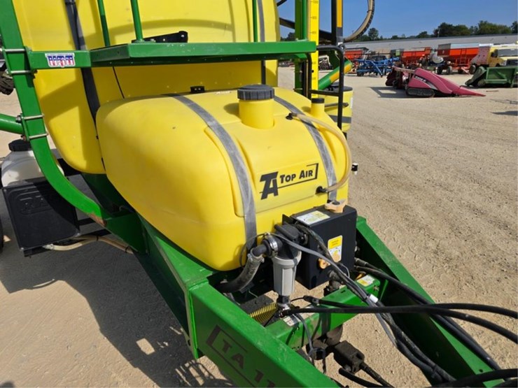 top-air-ta112-image-10