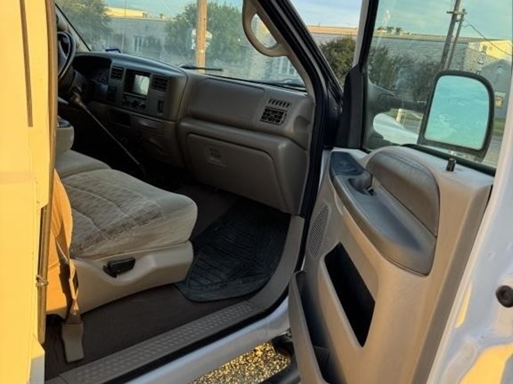2000-f350-super-duty,-7.3-diesel-engine,-6-speed-image-30